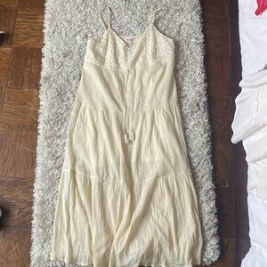 Flowy creme maxi dress from Italy